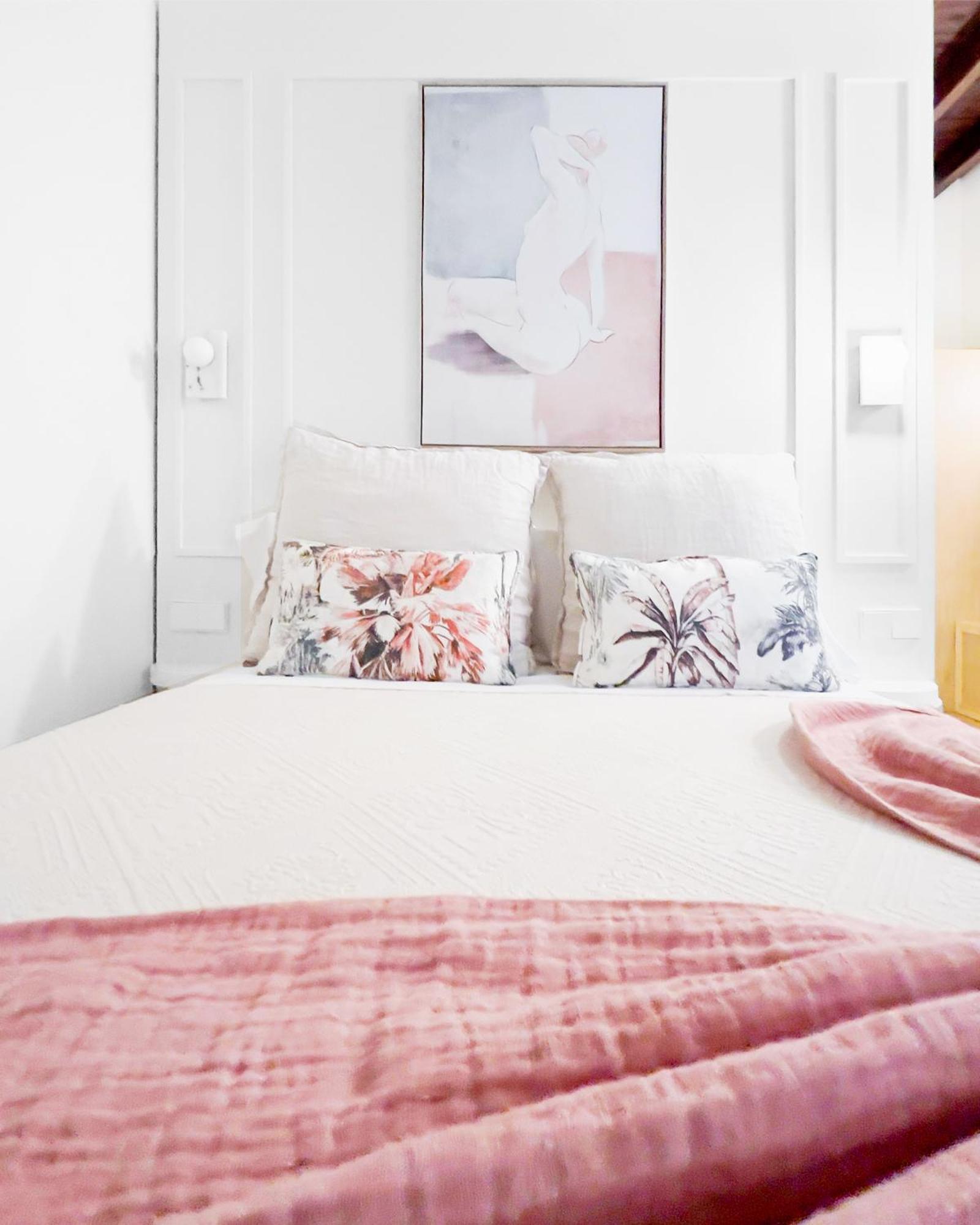 Hotel The Honest & 3*